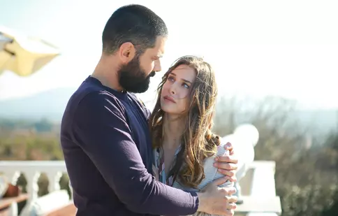 Ezgi Asaroglu, protagonista din "Bahar: Viață furată" (Kanal D), a suferit de depresie