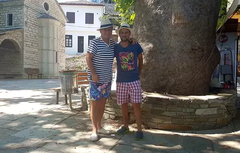 FOTO. Cosmin Seleși a fost terorizat de concurentul Nea Mărin la „Aventură cu 4 stele”