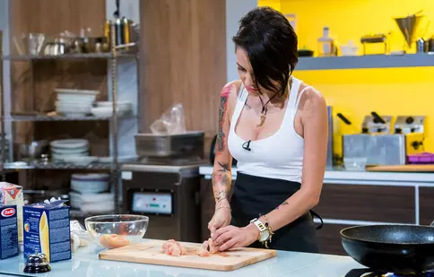 O concurentă de la „Insula iubirii” a ajuns la preselecțiile sezonului 4 „Chefi la cuțite”