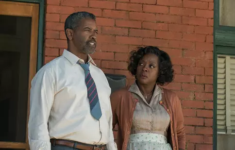 Recomandarea TVmania pentru seara de sâmbătă, 26 august: „Garduri” cu Denzel Washington, Viola Davis și Jovan Adepo