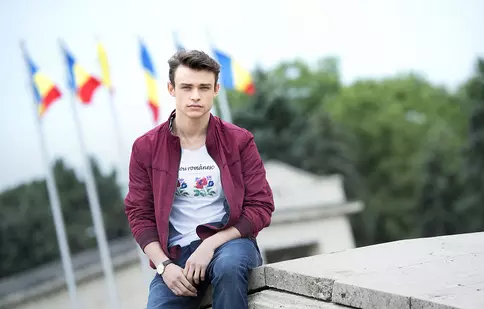 „Descendenții” 2: Actorul Thomas Doherty ne-a răspuns la întrebări la București
