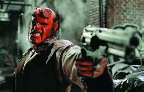 „Hellboy”, „Eu, Robotul” și „Resident Evil” vin la AMC