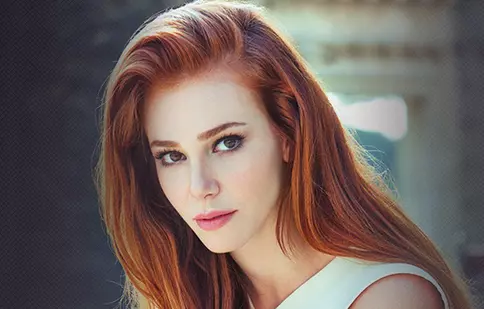 Ce se mai ştie despre serialul turcesc cu vampiri în care joacă Elçin Sangu