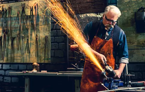 Un nou sezon „Arme născute din foc” începe azi, în exclusivitate, la History