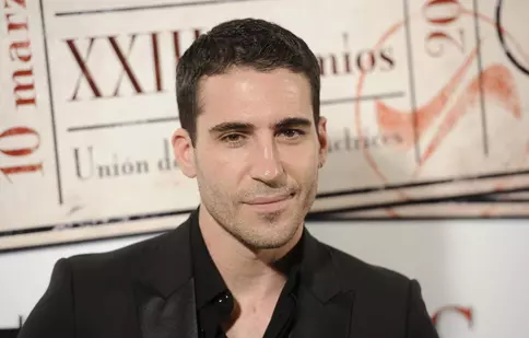 Cum e viaţa după „Velvet”: Miguel Angel Silvestre a primit un rol în „Narcos”