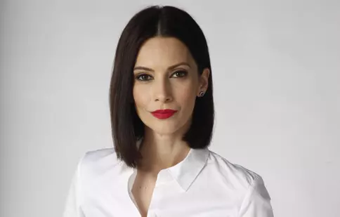 Andreea Berecleanu vorbește de operații estetice la „Refresh by Oana Turcu”: ”Cred că dacă l-aș ruga pe soțul meu, m-ar refuza”