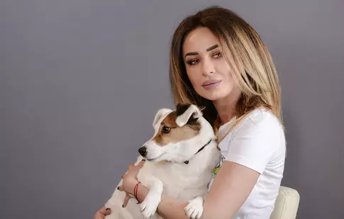 Andra Trandaș va prezenta emisiunea „Stăpânii vedetelor”, la Antena Stars