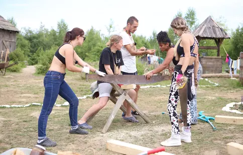 Săptămână de foc la „Ferma vedetelor” - două dueluri în două zile