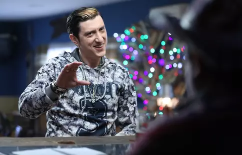 Afaceri noi în „Las Fierbinți”! Giani își deschide magazin în cârciuma lui Bobiță