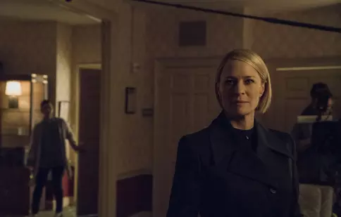 Au apărut primele imagini oficiale din ultimul sezon „House of Cards”. Serialul revine la Netflix anul acesta