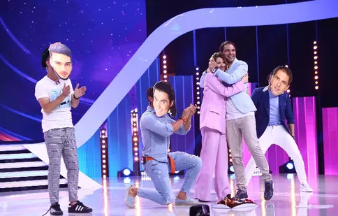 GALERIE FOTO. Lidia Buble, sărbătorită pe platourile de filmare de la „Next Star”