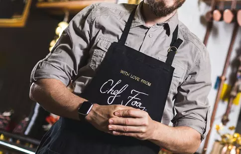 Chef Foa, fost jurat „MasterChef”, va prezenta „Cine-i Chefu’?”, noua emisiune culinară de la Kanal D
