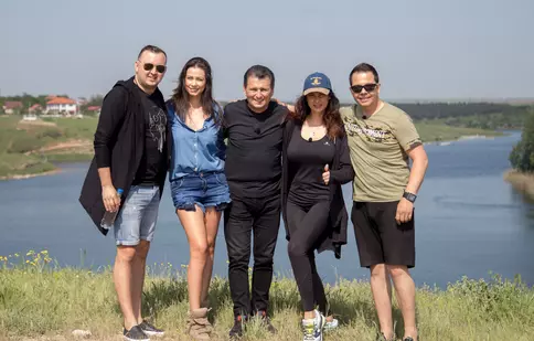 Iuliana și Nicoleta Luciu, rivale în restaurantul lui Nea Mărin