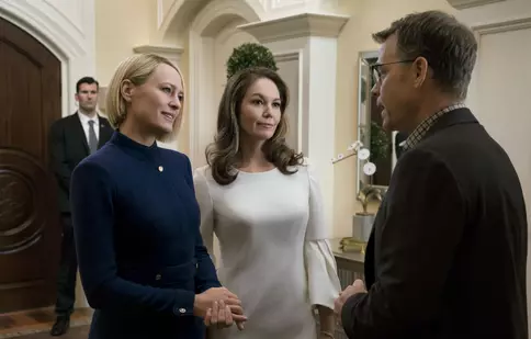 „House of Cards”: Diane Lane și Greg Kinnear vor interpreta rolurile fraților Annette și Bill Shepherd