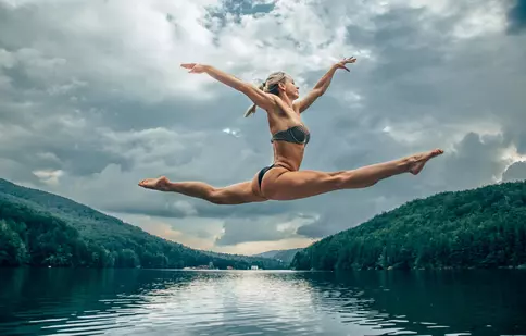 GALERIE FOTO. Regizorul Iura Luncaşu a început filmările pentru noua sa comedie, „Faci sau taci”