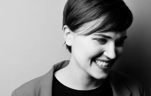 Veronica Roth, creatoarea seriei „Divergent”, vine la FILIT Iași