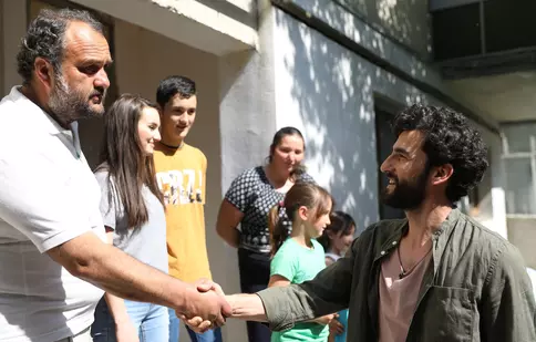 Cea mai mare dorință a unei familii formate din doi părinți și nouă copii va fi împlinită mâine de echipa „Visuri la cheie”