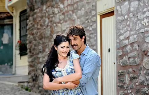 Serialul turcesc „Iffet” ajunge la Happy Channel pe 5 noiembrie