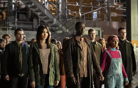 Sezonul 3 din „Humans” are premiera azi, 8 octombrie, la AMC