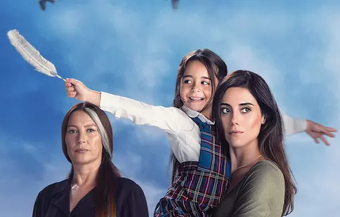 Noutăți de la Happy Channel: Azi se termină „Elif” şi tot azi începe „Mama”