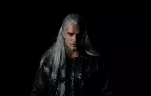 Începe producția serialului „The Witcher”, cu actorul Henry Cavill în rolul Geralt din Rivia