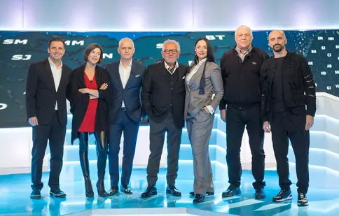 Trei zile de sărbătoare la TVR 2. Postul aniversează Ziua Naţională a României cu programe speciale şi invitaţi pe măsură