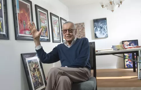 Stan Lee, „părintele” lui Spider-Man, X-Men și a numeroși supereroi Marvel, a murit