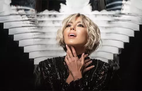 Sore a lansat un nou single în colaborare cu Seredinschi, „Praf de stele”