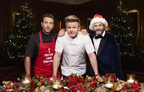 TV Paprika a pregătit emisiuni speciale de Sărbători, iar Jamie Oliver nu lipseşte din peisaj