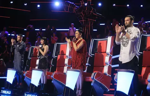 În semifinala „Vocea României”, concurenții vor cânta alături de antrenorii lor