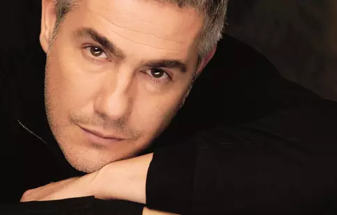 Alessandro Safina revine în România cu un concert special de Valentine’s Day: „Canzoni D'Amore"