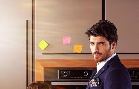 Pro 2 aduce serialul „Dulce-amărui”, cu Can Yaman în rolul principal