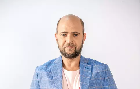 Cosmin Seleși și-a rupt mâna stângă, în vacanță, la schi: „Acum sunt bine. Mă bucur că am scăpat de operație”