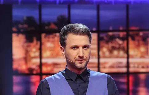 Andreea Esca și Adrian Hădean sunt primii invitați „Pe bune?!” din acest sezon. Show-ul începe în această seară, de la ora 22:30.