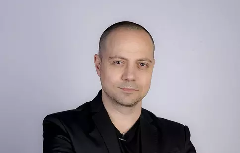 Noul prezentator „iUmor” Dan Badea a dezvăluit abia acum care este adevăratul său nume