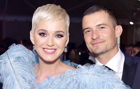 Katy Perry și Orlando Bloom s-au logodit
