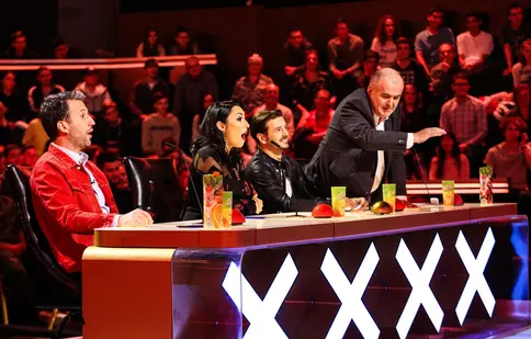 Florin Călinescu apasă vineri butonul auriu, în cea de-a opta ediție „Românii au talent”