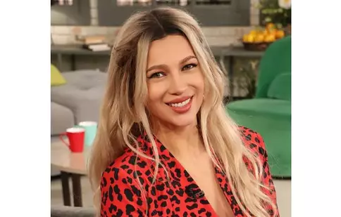 INTERVIU EXCLUSIV. Lora: „Emoţiile de la concert sunt altele faţă de emoţiile de platou”