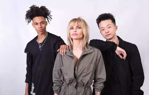 Un nou magazin de divertisment debutează din 15 aprilie la TVR 2: „oanApp”