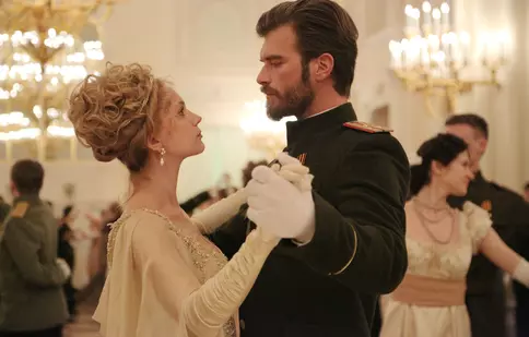 GALERIE FOTO. Cele mai bune seriale turcești vor putea fi văzute în România și la TDC (Timeless Drama Channel)