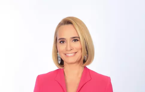 Andreea Esca îl va însoți pe Papa Francisc în avionul papal, la venirea în România