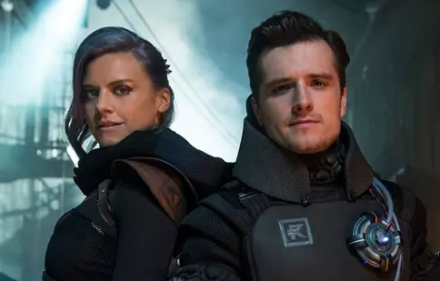 AXN difuzează începând de mâine, 31 mai, serialul „Omul din viitor”