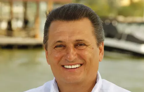 Nea Mărin a început filmările pentru „Poftiți pe la noi- Poftiți la joc”