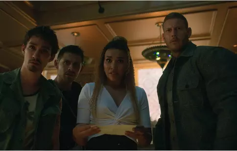 GALERIE FOTO. Au început filmările pentru sezonul al doilea al serialului „The Umbrella Academy”