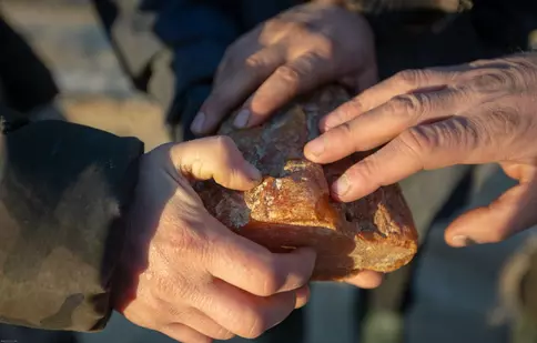 Din 25 iunie, History difuzează un nou serial: „În căutarea chihlimbarului, aurul baltic”