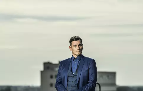 Postul Diva difuzează din 15 septembrie sezonul 2 al serialului „Profesorul T”