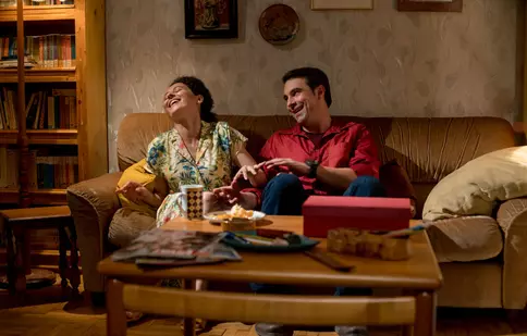 HBO Europe pregătește o nouă producție originală: „Bani negri (pentru zile albe)”, cu Alexandru Papadopol