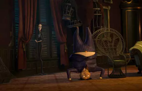 Christina Aguilera lansează „Haunted Heart”, o piesă originală de pe coloana sonoră a noii animații „Familia Addams”