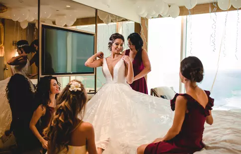 GALERIE FOTO. Olivia Păunescu a avut parte de nunta visurilor sale weekendul trecut „Am trăit cea mai frumoasă zi din viaţa mea!”