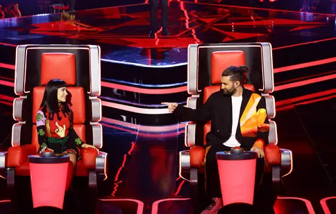 „Vocea României”. Smiley către Irina Rimes : „Fă-mi și mie ochi dulci, Irina. Am nevoie de ceva dulce în viața mea”